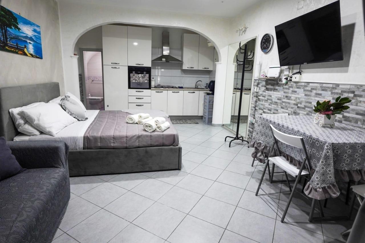 ナポリHousepurgatorio14 Centro Storicoアパートメント エクステリア 写真