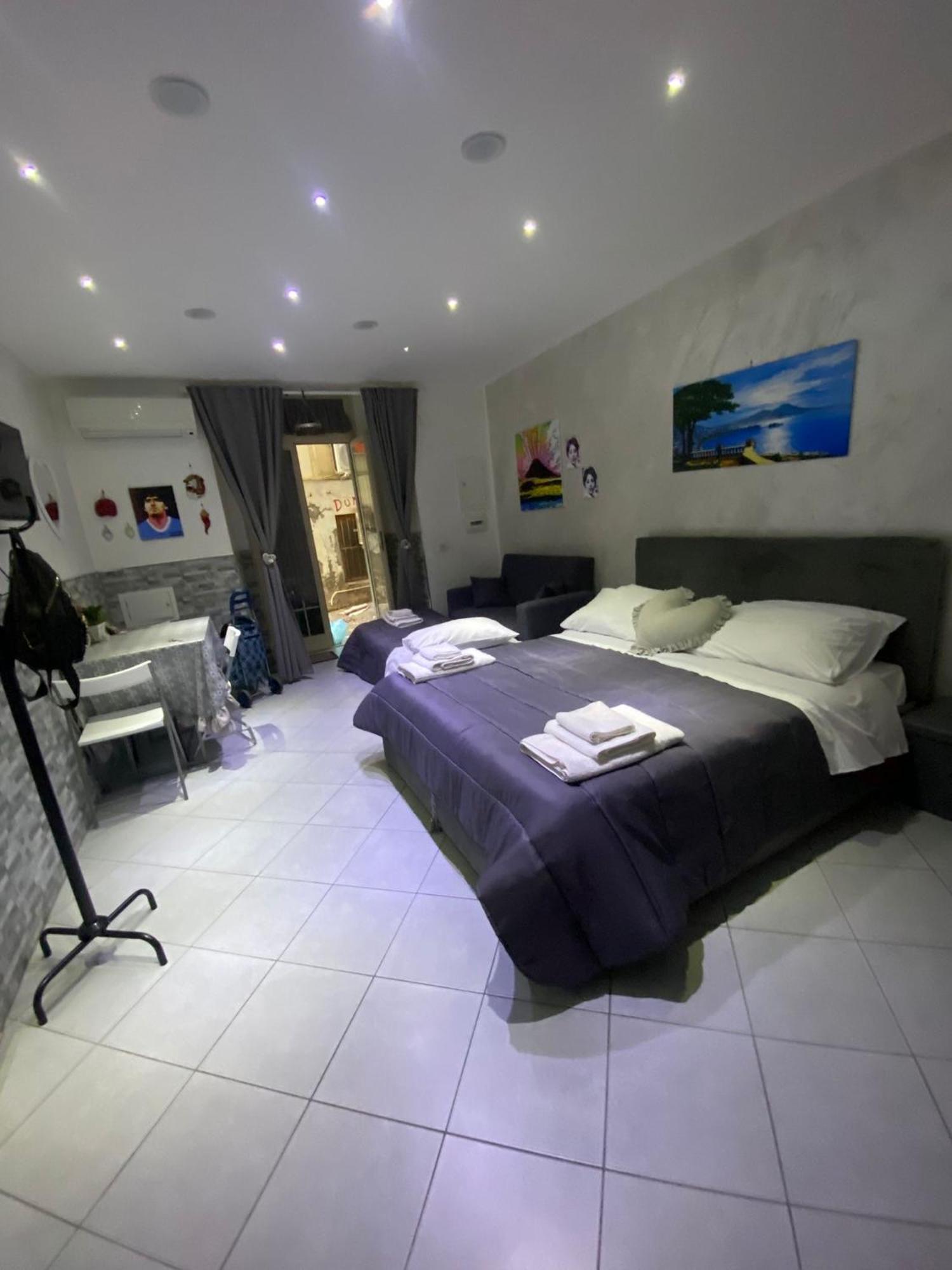 ナポリHousepurgatorio14 Centro Storicoアパートメント エクステリア 写真